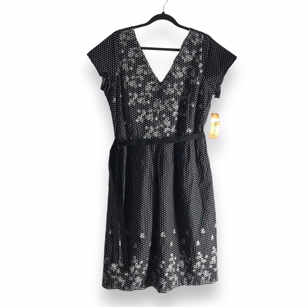 Notations Dress Size 1X Black Midi V-Neck Embroidered Polka Dot‎ Floral Feminine